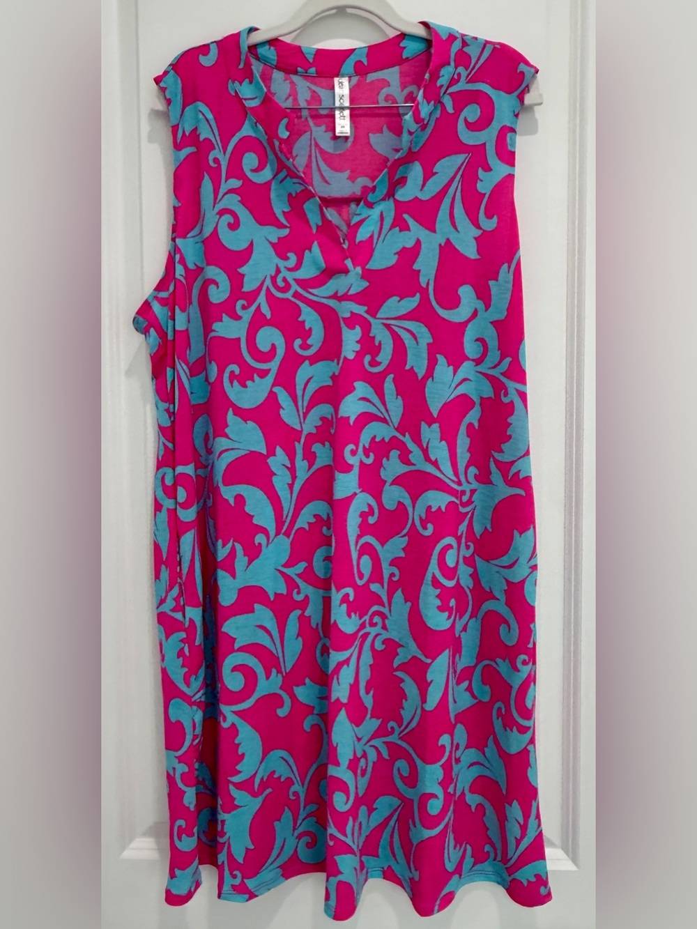 Dear Scarlet Sleeveless Pink & Turquoise Scroll Print Shift Dress